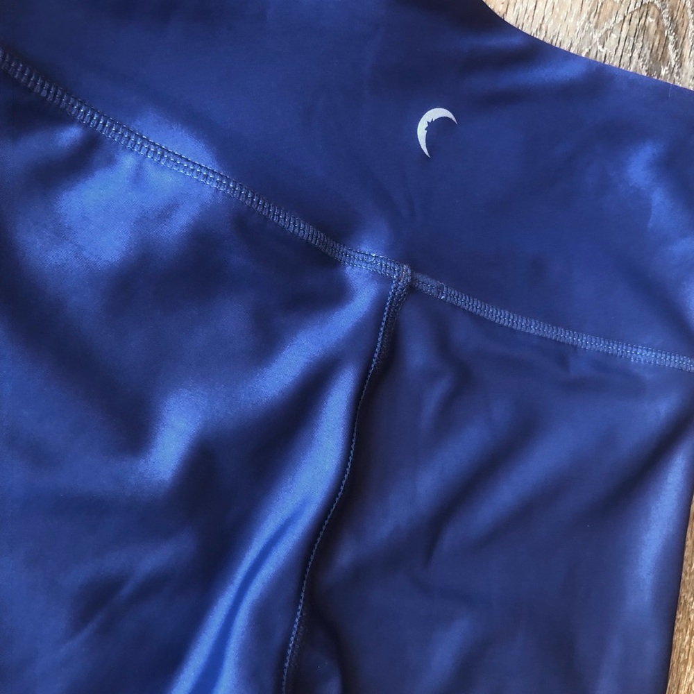 Zyia Active Dark Blue Sheen High Waisted Leggings Light N Tight sz 2 - Picture 4 of 6